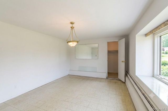 333 N Albany Avenue, Massapequa, NY 11758