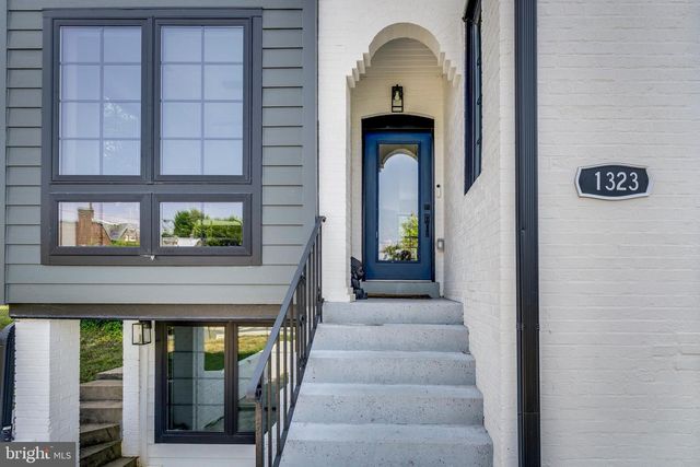 1323 SHEPHERD STREET, Washington, DC 20017