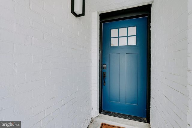 1323 SHEPHERD STREET, Washington, DC 20017