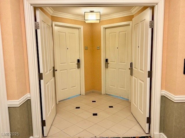 125 East Harmon Avenue 1003, Las Vegas, NV 89109