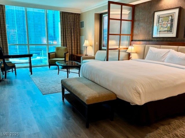 125 East Harmon Avenue 1003, Las Vegas, NV 89109