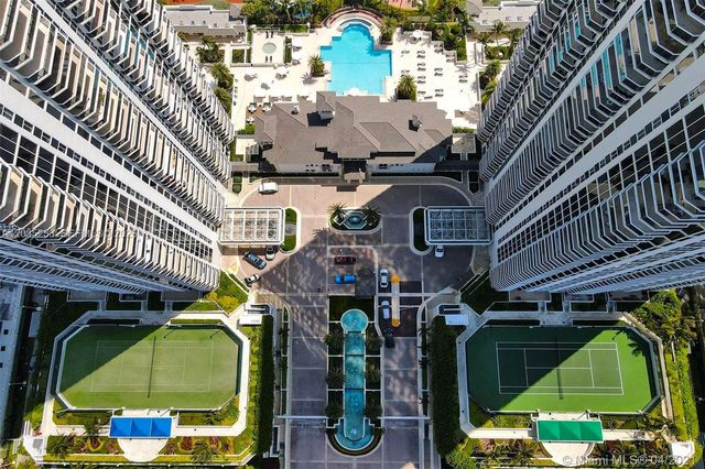 4779 Collins Avenue 2708, Miami Beach, FL 33140