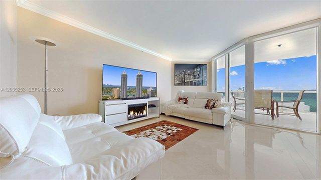4779 Collins Avenue 2708, Miami Beach, FL 33140