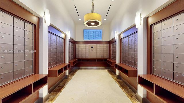 4779 Collins Avenue 2708, Miami Beach, FL 33140