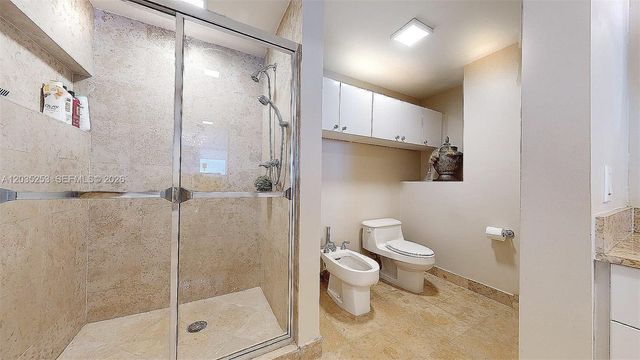 4779 Collins Avenue 2708, Miami Beach, FL 33140