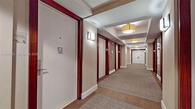 4779 Collins Avenue 2708, Miami Beach, FL 33140