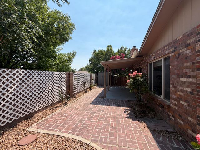 9212 Admiral Lowell Avenue NE, Albuquerque, NM 87111