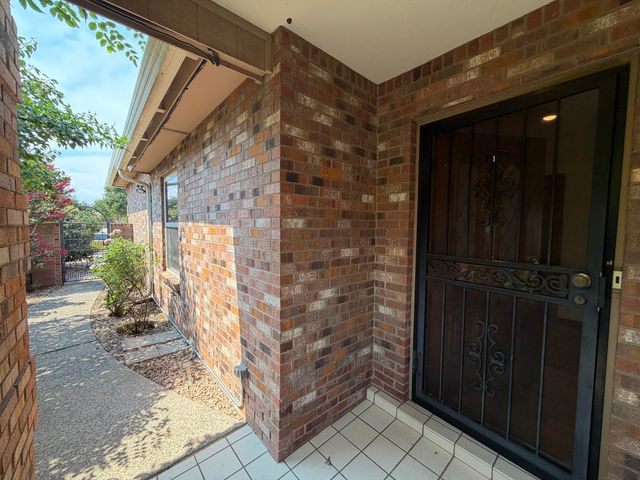 9212 Admiral Lowell Avenue NE, Albuquerque, NM 87111