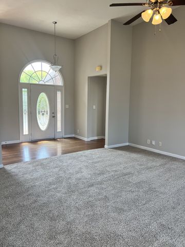 3216 Twelve Oaks Blvd, Clarksville, TN 37042