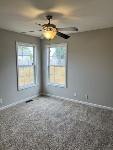 3216 Twelve Oaks Blvd, Clarksville, TN 37042