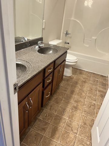 3216 Twelve Oaks Blvd, Clarksville, TN 37042