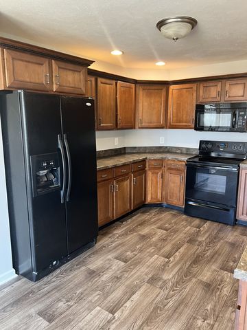 3216 Twelve Oaks Blvd, Clarksville, TN 37042
