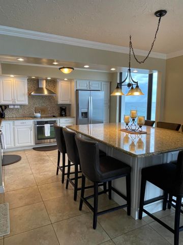 3009 S Ocean Boulevard Ph1, Highland Beach, FL 33487