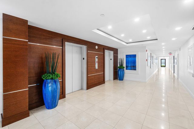 3009 S Ocean Boulevard Ph1, Highland Beach, FL 33487