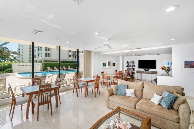 3009 S Ocean Boulevard Ph1, Highland Beach, FL 33487