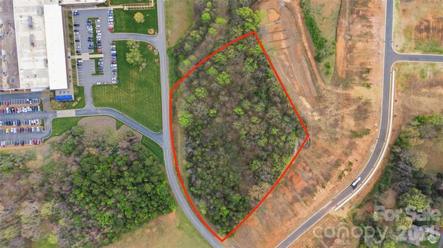 1821 Gkn Way, Newton, NC 28658