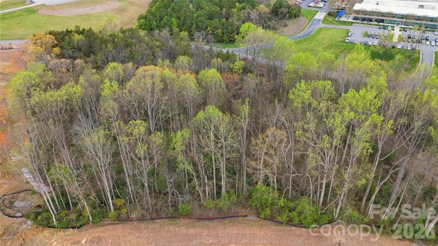 1821 Gkn Way, Newton, NC 28658