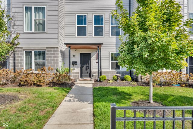 315 Steeples Boulevard, Indianapolis, IN 46222
