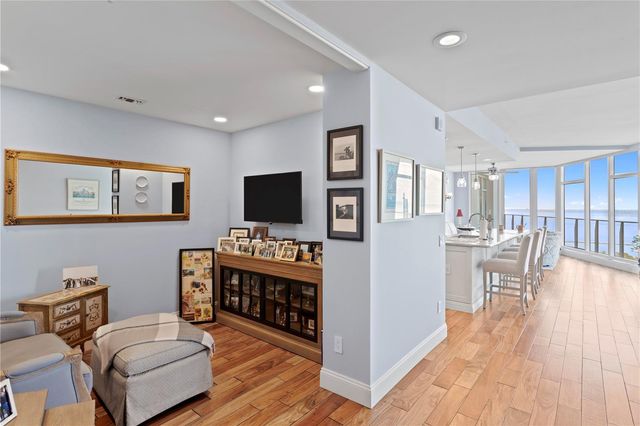 175 1ST STREET S 2307, St Petersburg, FL 33701