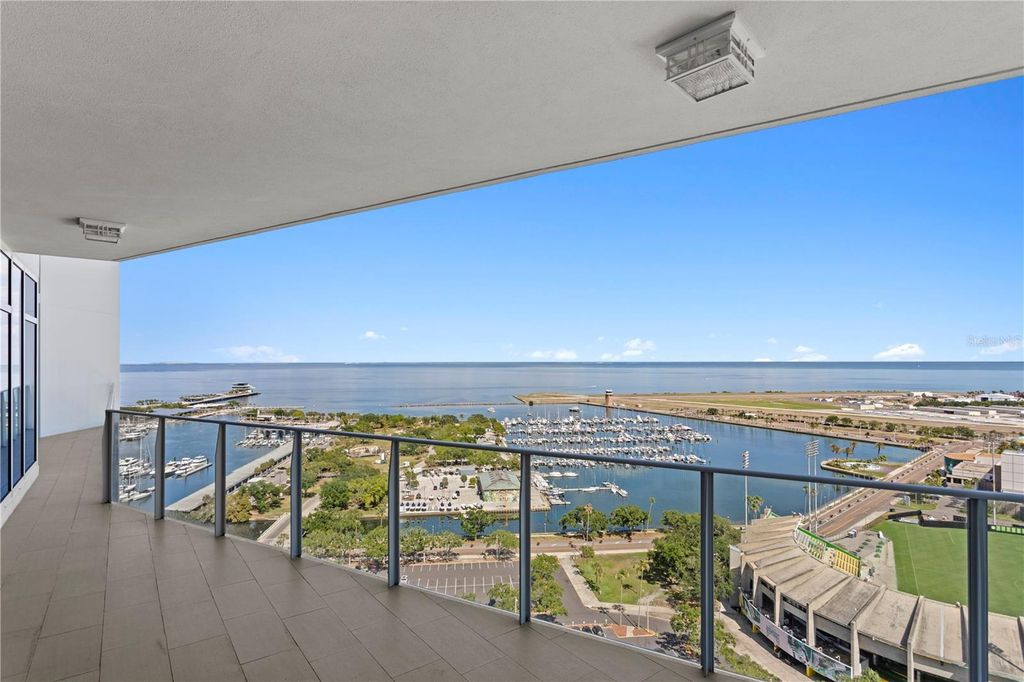 175 1ST STREET S 2307, St Petersburg, FL 33701