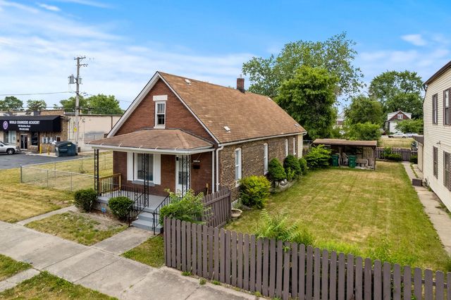 15 155th Street, Calumet City, IL 60409