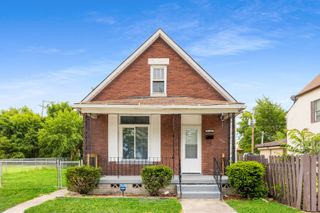 15 155th Street, Calumet City, IL 60409