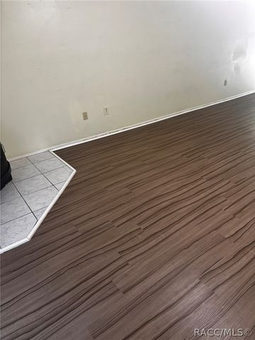 8071 W Homosassa Trail, Homosassa, FL 34448