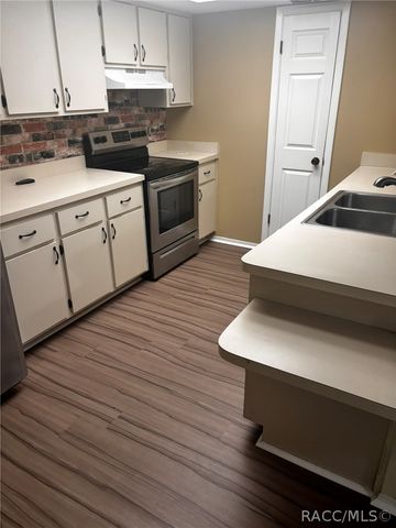 8071 W Homosassa Trail, Homosassa, FL 34448