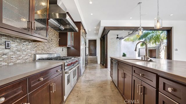 243 Poppy Avenue, Corona Del Mar, CA 92625