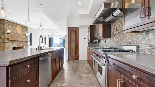 243 Poppy Avenue, Corona Del Mar, CA 92625