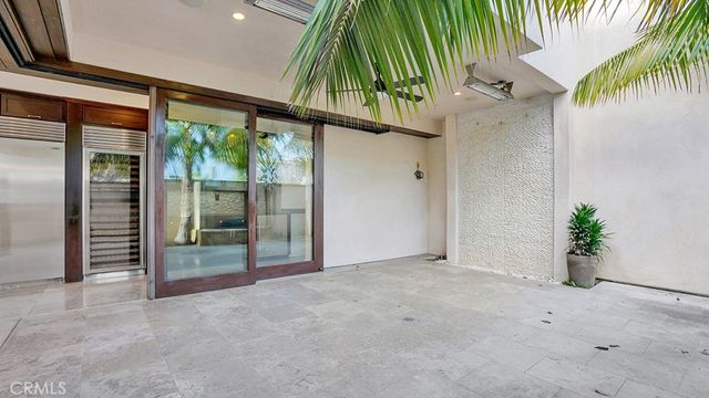 243 Poppy Avenue, Corona Del Mar, CA 92625