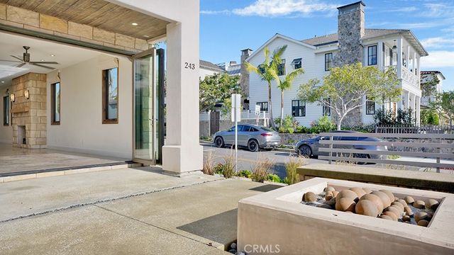 243 Poppy Avenue, Corona Del Mar, CA 92625