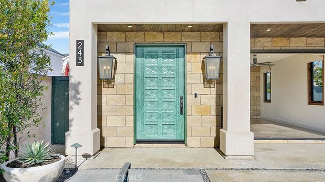 243 Poppy Avenue, Corona Del Mar, CA 92625