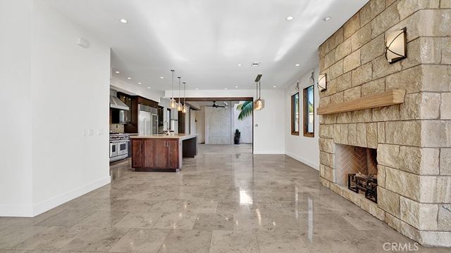 243 Poppy Avenue, Corona Del Mar, CA 92625
