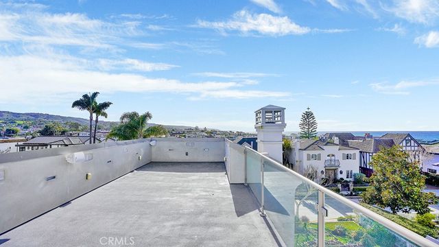 243 Poppy Avenue, Corona Del Mar, CA 92625