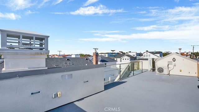 243 Poppy Avenue, Corona Del Mar, CA 92625