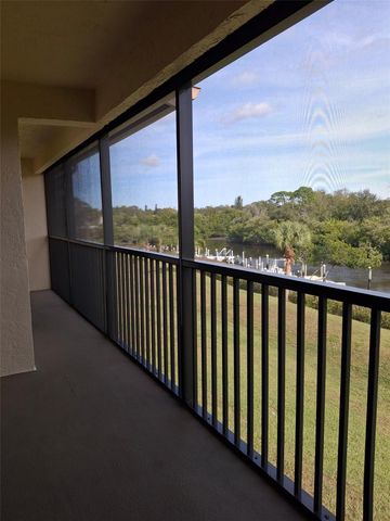 1686 SEASCAPE CIRCLE, Tarpon Springs, FL 34689
