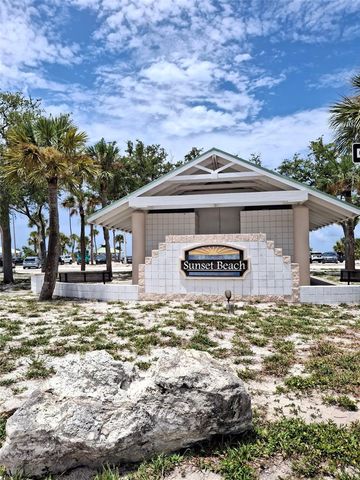 1686 SEASCAPE CIRCLE, Tarpon Springs, FL 34689