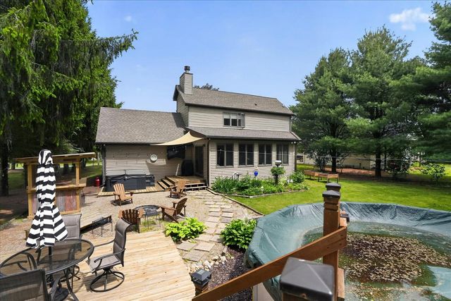 7300 W Victoria Drive, Laingsburg, MI 48848
