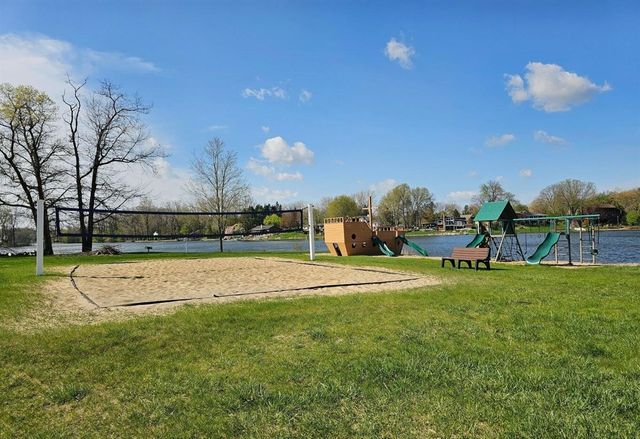 7300 W Victoria Drive, Laingsburg, MI 48848