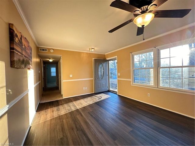 3614 Flint Street, Greensboro, NC 27405