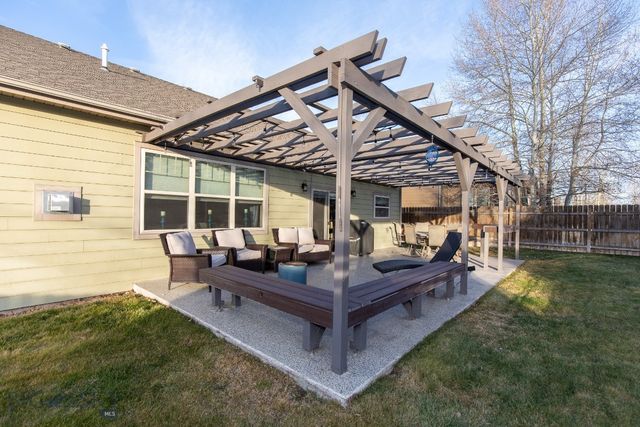 325 Cedar Wood Circle, Bozeman, MT 59718