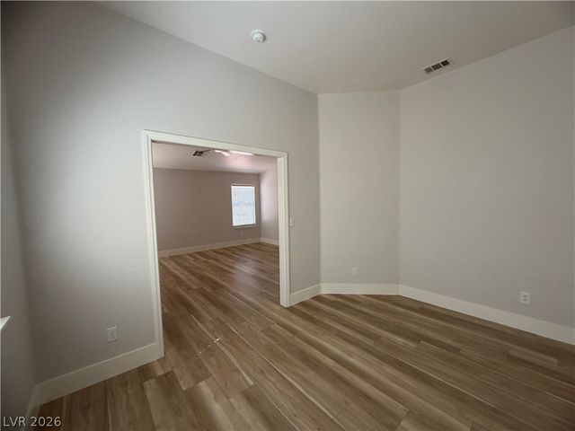 5004 Elm Grove Drive, Las Vegas, NV 89130