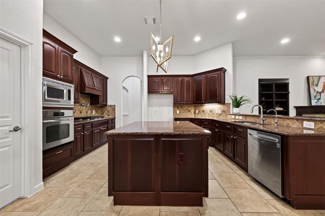 9810 Aubrey Hills Lane, Katy, TX 77494