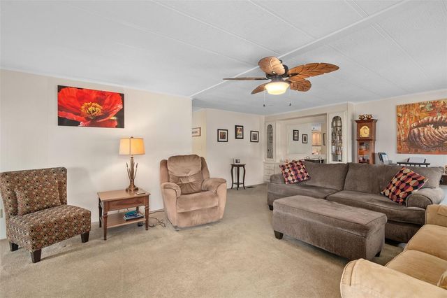 4 GALLINULE COURT, Fruitland Park, FL 34731