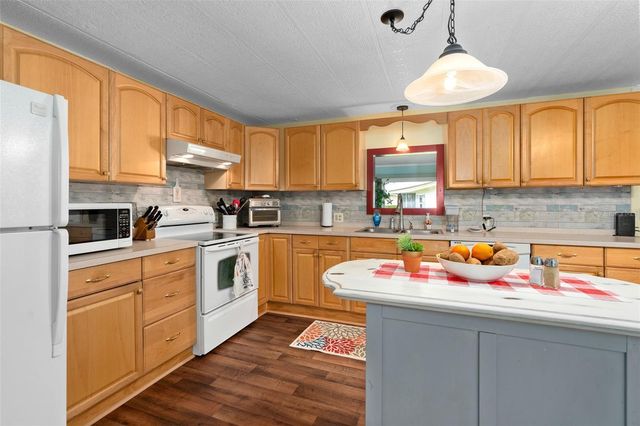 4 GALLINULE COURT, Fruitland Park, FL 34731