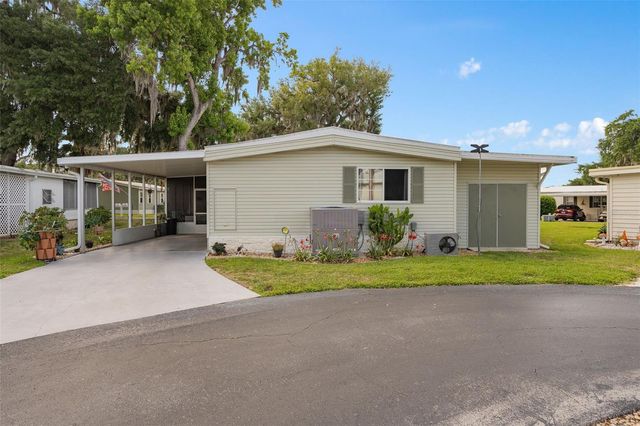 4 GALLINULE COURT, Fruitland Park, FL 34731