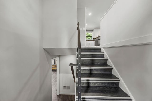 17125 Maple Lane SE, Prior Lake, MN 55372