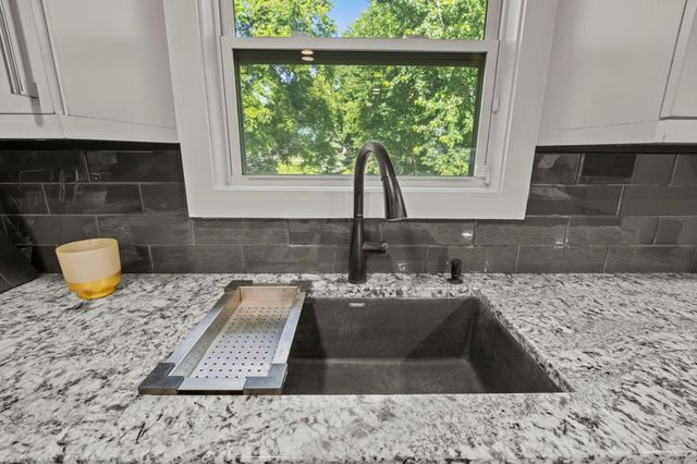 17125 Maple Lane SE, Prior Lake, MN 55372