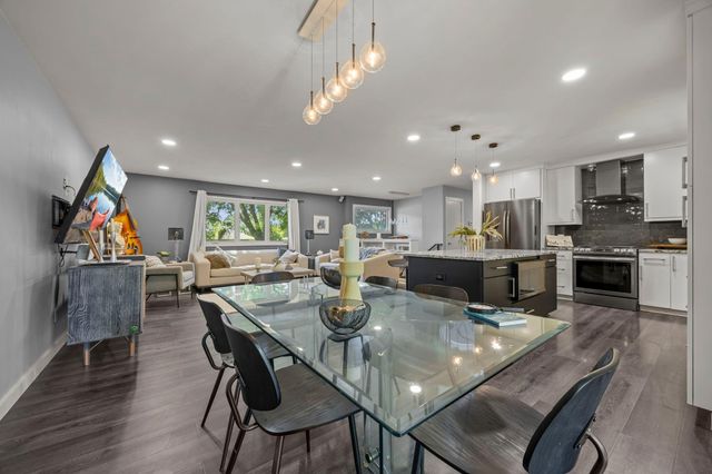 17125 Maple Lane SE, Prior Lake, MN 55372